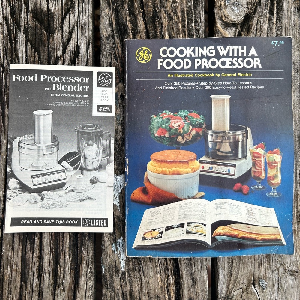 General Electric Cooking with a Food Processor An Illustrated Cookbook by GE B7